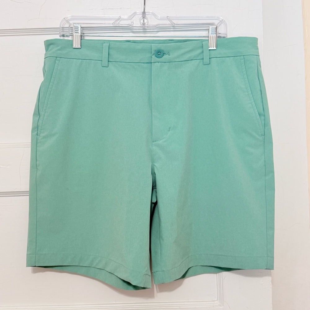 Vineyard Vines by Shep and Ian Mens Aqua Breaker Short sz35 Preppy Performance